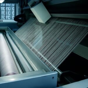 Keo hồ vải được sử dụng để tăng độ cứng và cải thiện bề mặt của sợi vải