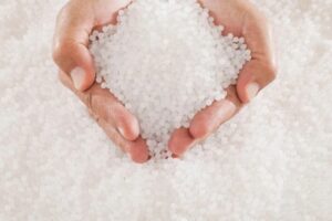 Hạt nhựa nguyên sinh